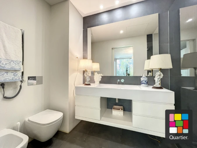 Apartamento T2 para Venda em Santo António Foto 18