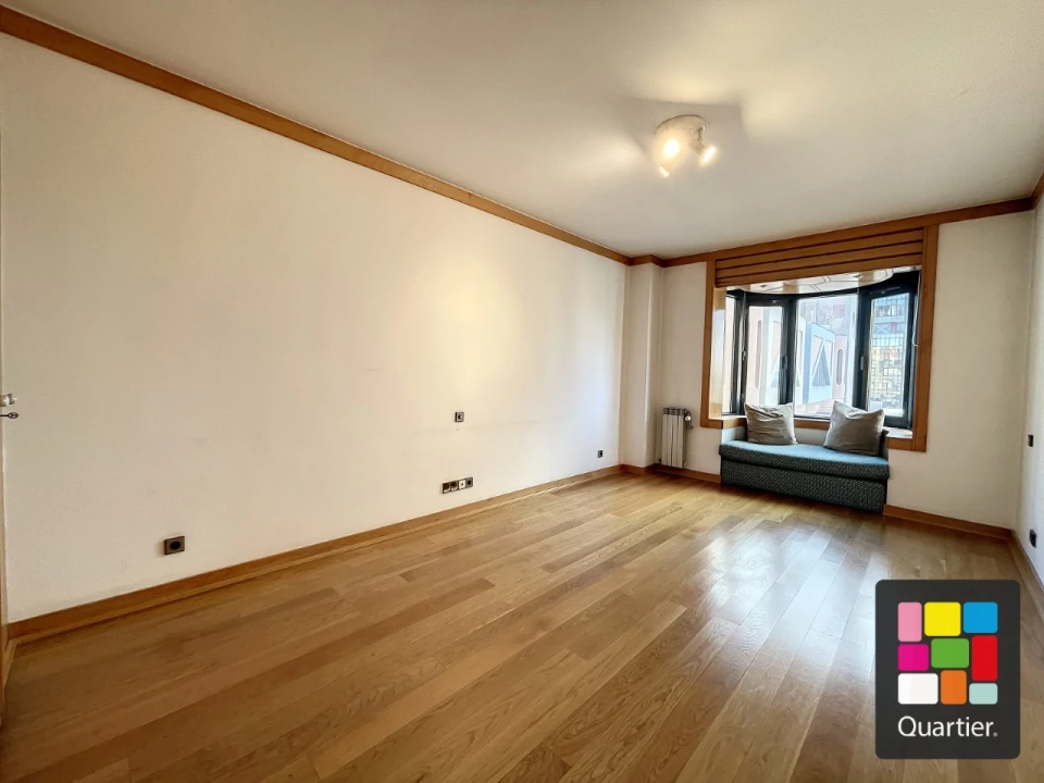 Apartamento T3 para Venda em Campo de Ourique Foto 7