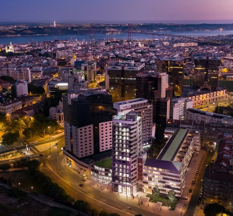 Apartamento T2 para Venda em Campolide Foto 8