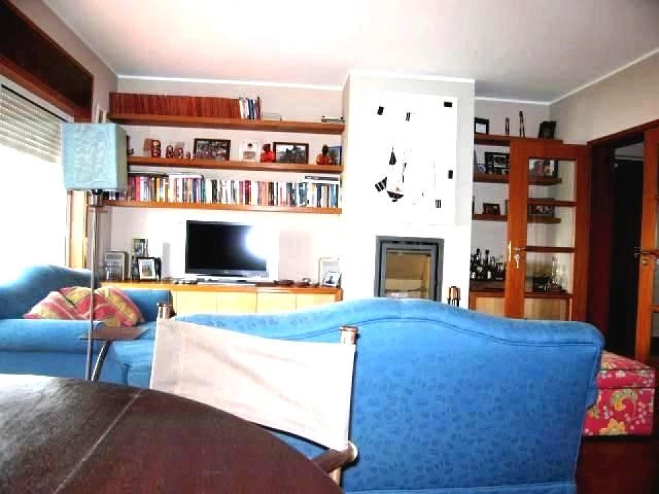 Moradia T4 para Venda em Alcabideche Foto 14