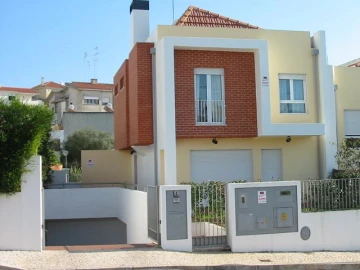 Moradia T4 para Venda em Alcabideche