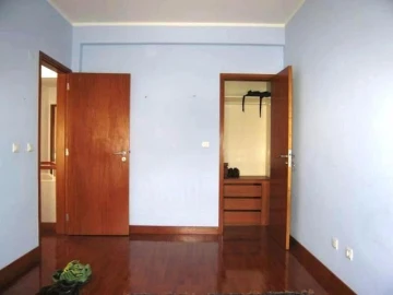Moradia T4 para Venda em Alcabideche