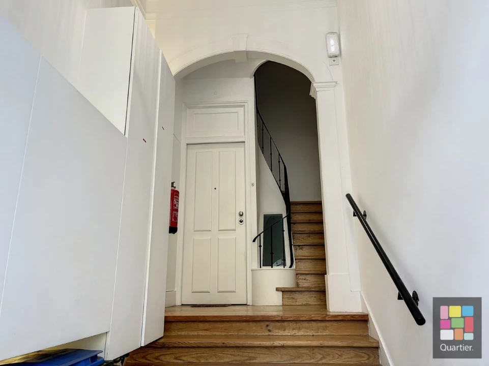 Apartamento T3 para Venda em Campolide Foto 2