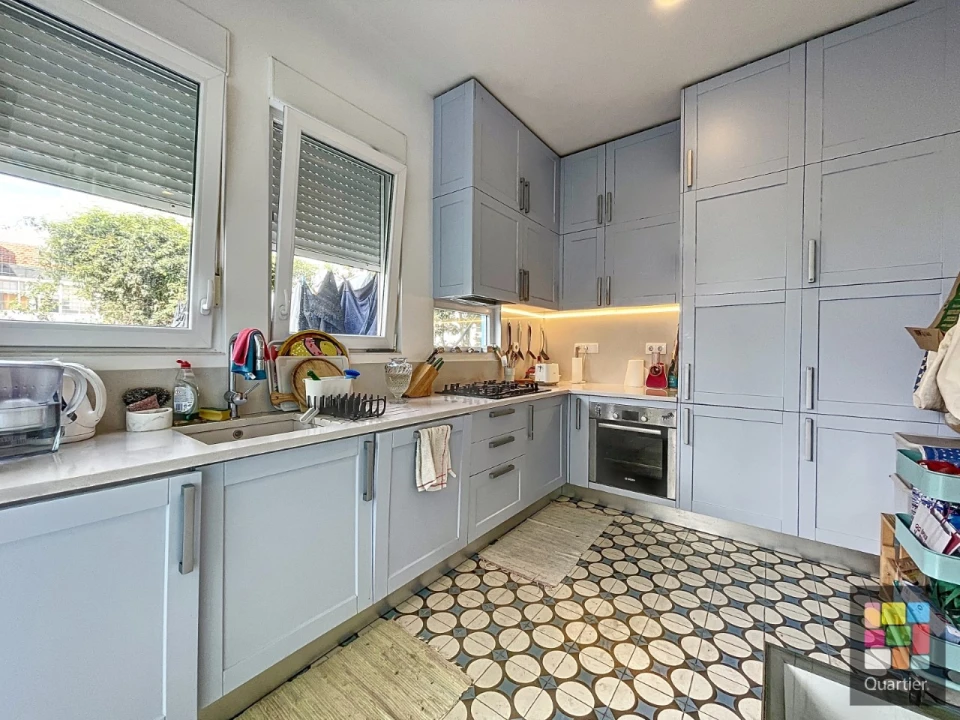 Apartamento T3 para Venda em Campolide Foto 18