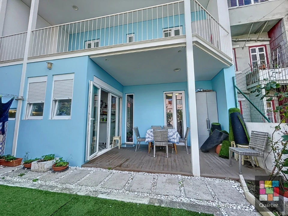 Apartamento T3 para Venda em Campolide Foto 1