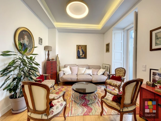 Apartamento T3 para Venda em Campolide Foto 8
