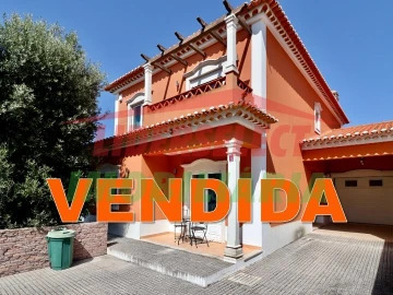 Moradia T3 para Venda em Silveira