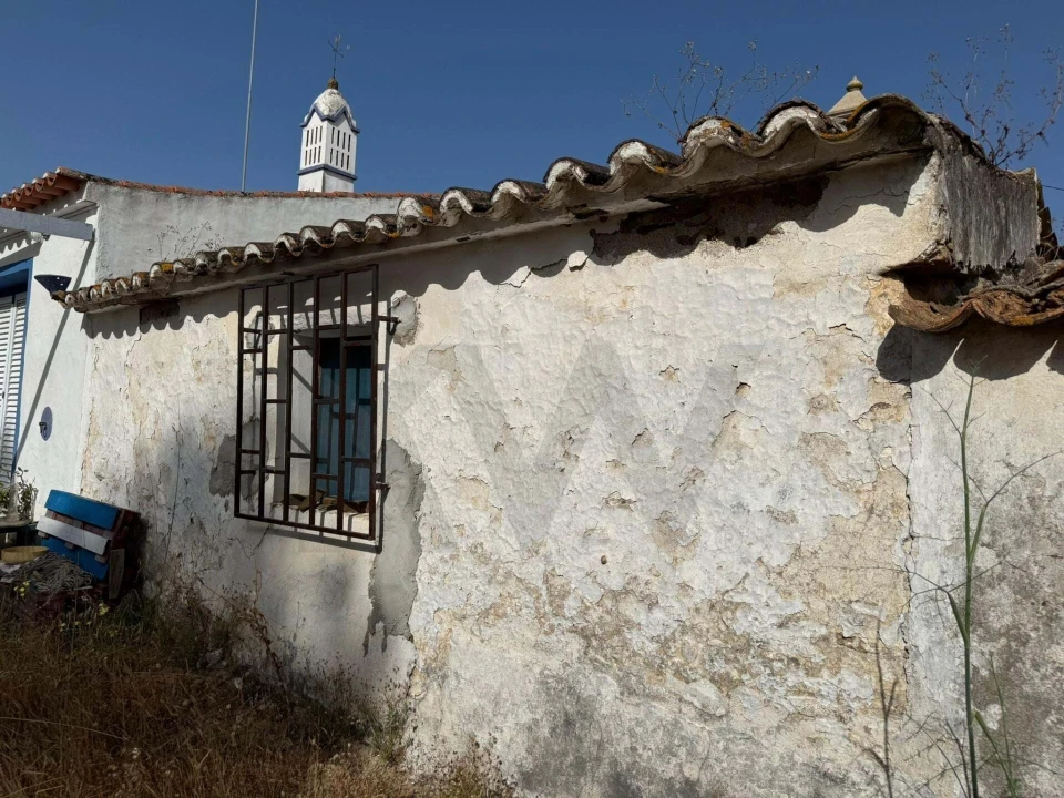 Moradia T1 para Venda em Martim Longo Foto 28