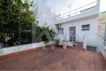 Moradia T5 para Venda em Vila Real de Santo Antonio