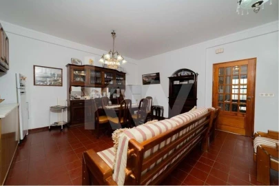 Moradia T5 para Venda em Vila Real de Santo Antonio