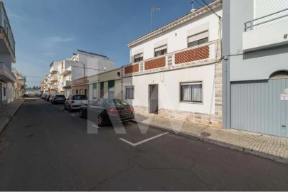 Moradia T5 para Venda em Vila Real de Santo Antonio