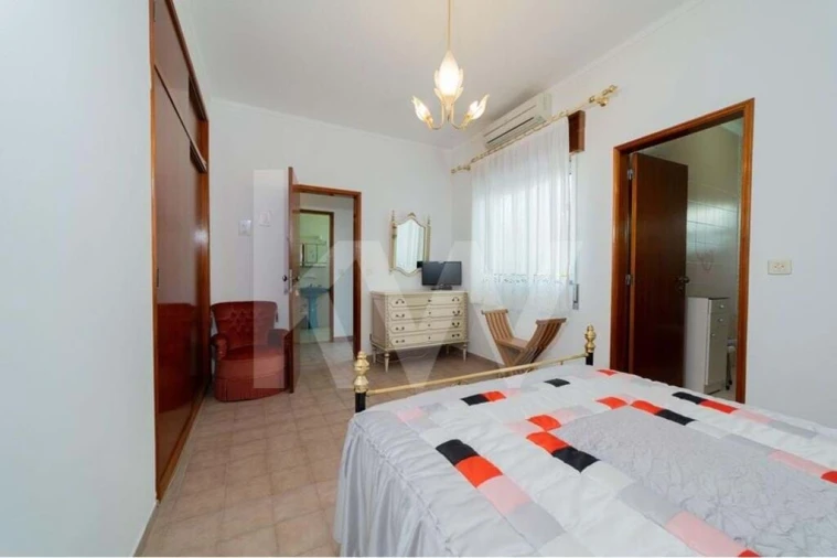 Moradia T5 para Venda em Vila Real de Santo Antonio Foto 14