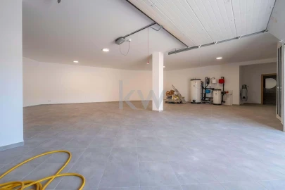 Moradia T4 para Venda em Loule (São Clemente)