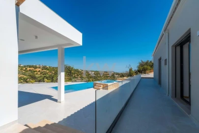 Moradia T4 para Venda em Loule (São Clemente)