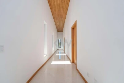 Moradia T4 para Venda em Loule (São Clemente)