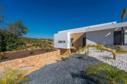 Moradia T4 para Venda em Loule (São Clemente)