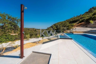Moradia T4 para Venda em Loule (São Clemente)