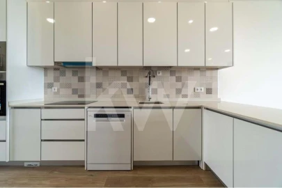 Moradia T3 para Venda em Mexilhoeira Grande