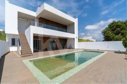 Moradia T3 para Venda em Mexilhoeira Grande