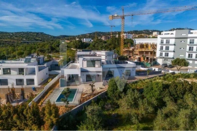 Moradia T3 para Venda em Loule (São Clemente)