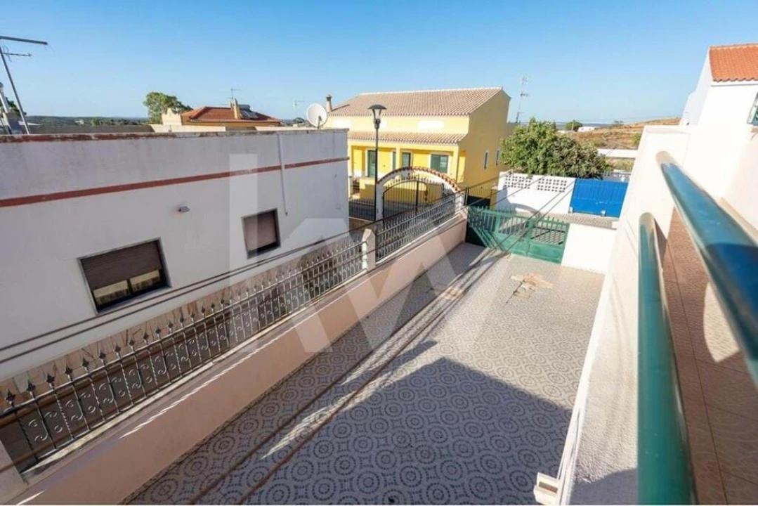 Moradia T3 para Venda em Azinhal Foto 21