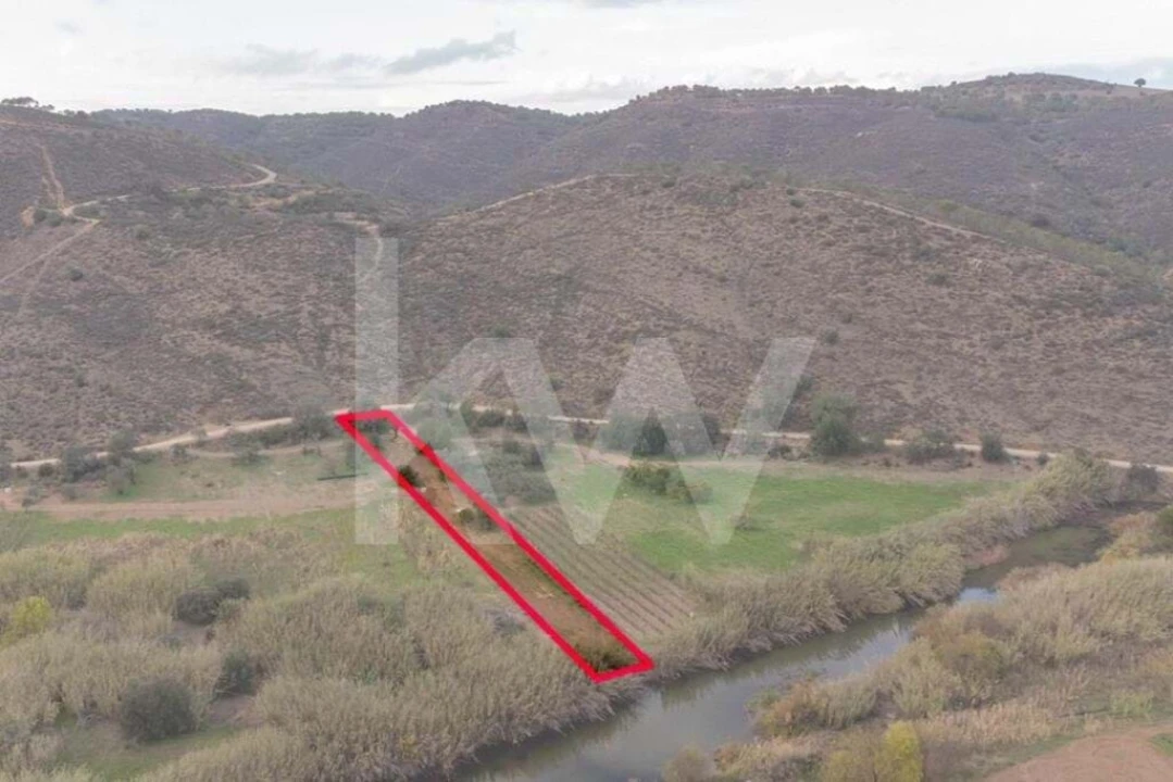 Terreno para Venda em Odeleite Foto 6