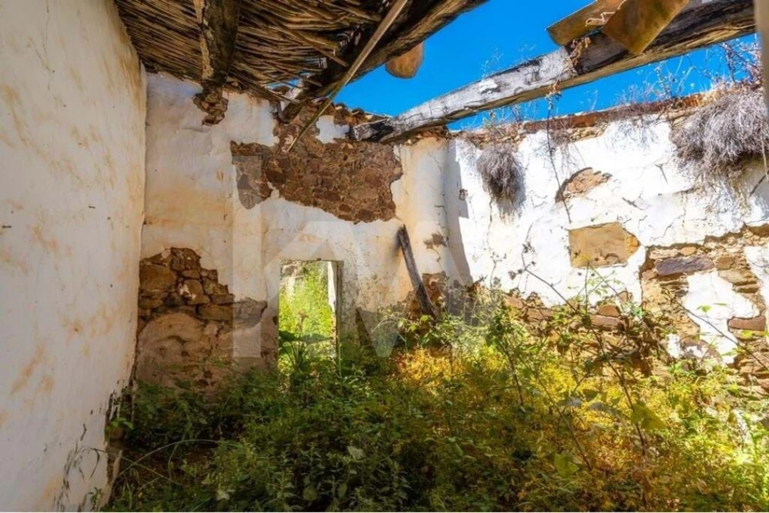 Quinta T2 para Venda em Salir Foto 21