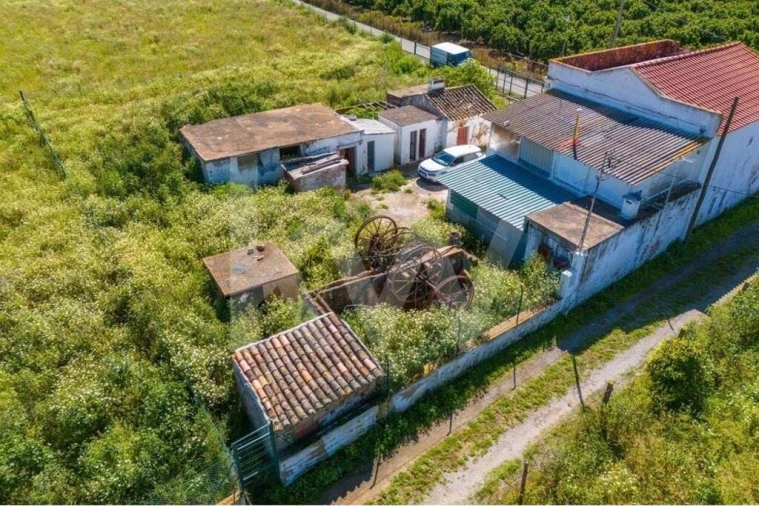 Moradia T6 para Venda em Faro (Sé e São Pedro) Foto 44