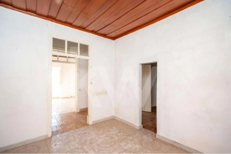 Moradia T6 para Venda em Faro (Sé e São Pedro) Foto 13