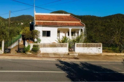 Moradia T2 para Venda em Loule (São Clemente)