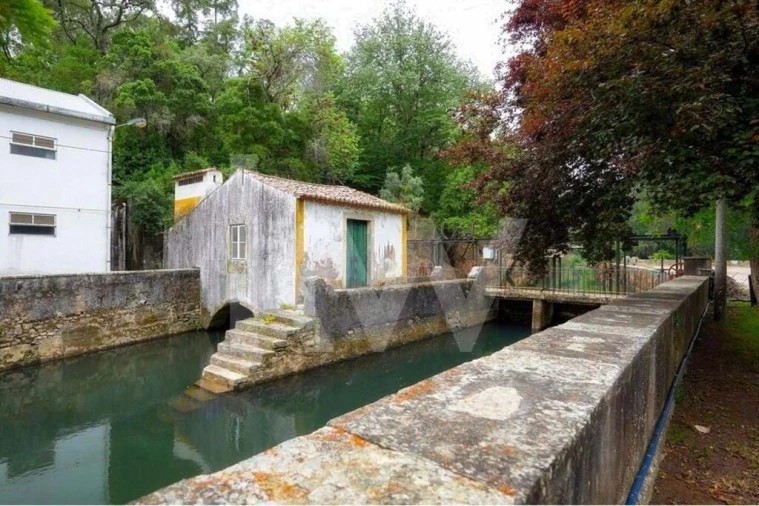 Armazém para Venda em Além da Ribeira e Pedreira Foto 54