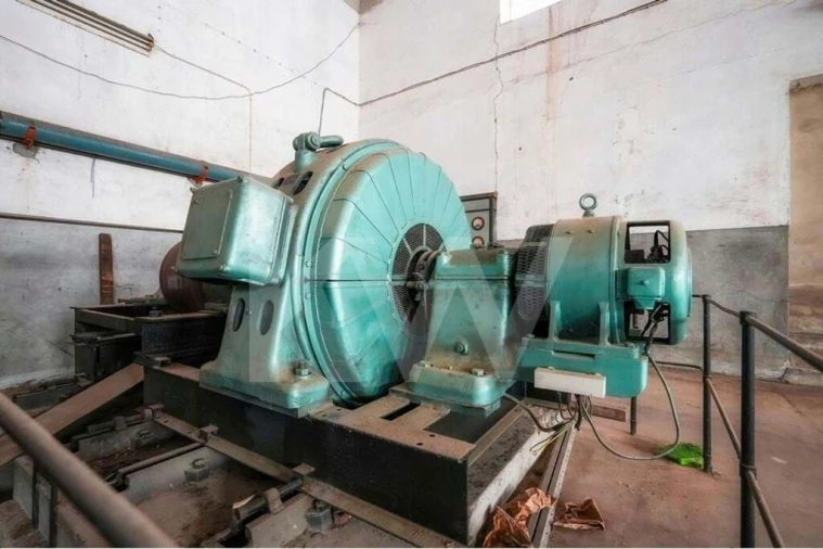 Armazém para Venda em Além da Ribeira e Pedreira Foto 18