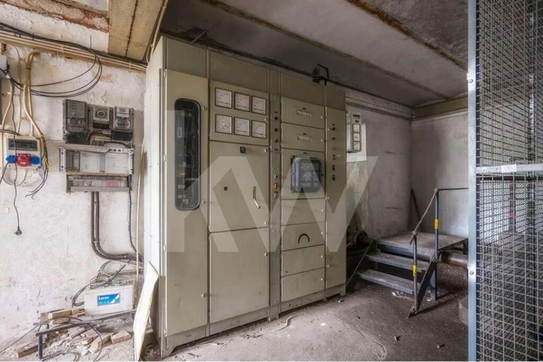 Armazém para Venda em Além da Ribeira e Pedreira Foto 33