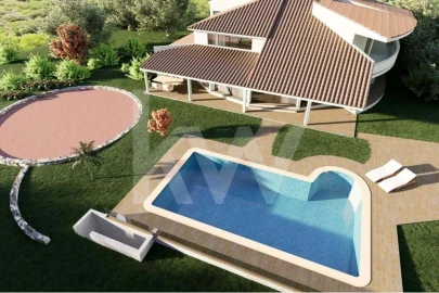 Moradia T5 para Venda em Santa Barbara de Nexe