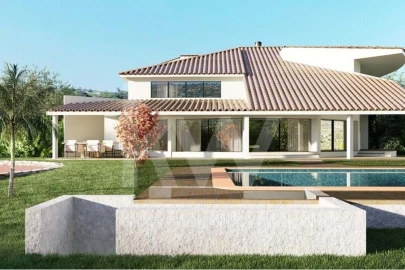 Moradia T5 para Venda em Santa Barbara de Nexe