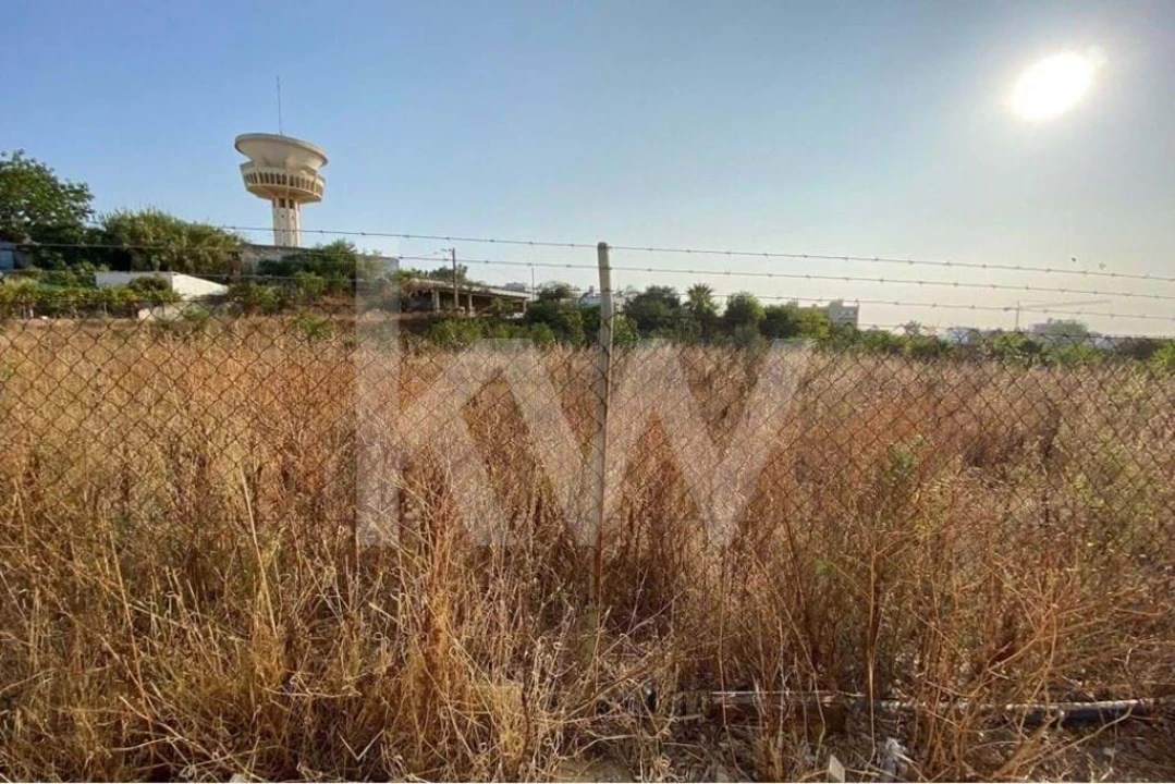 Terreno para Venda em Faro (Sé e São Pedro) Foto 5