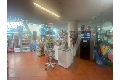 Negócio para Venda em Albufeira e Olhos de Água