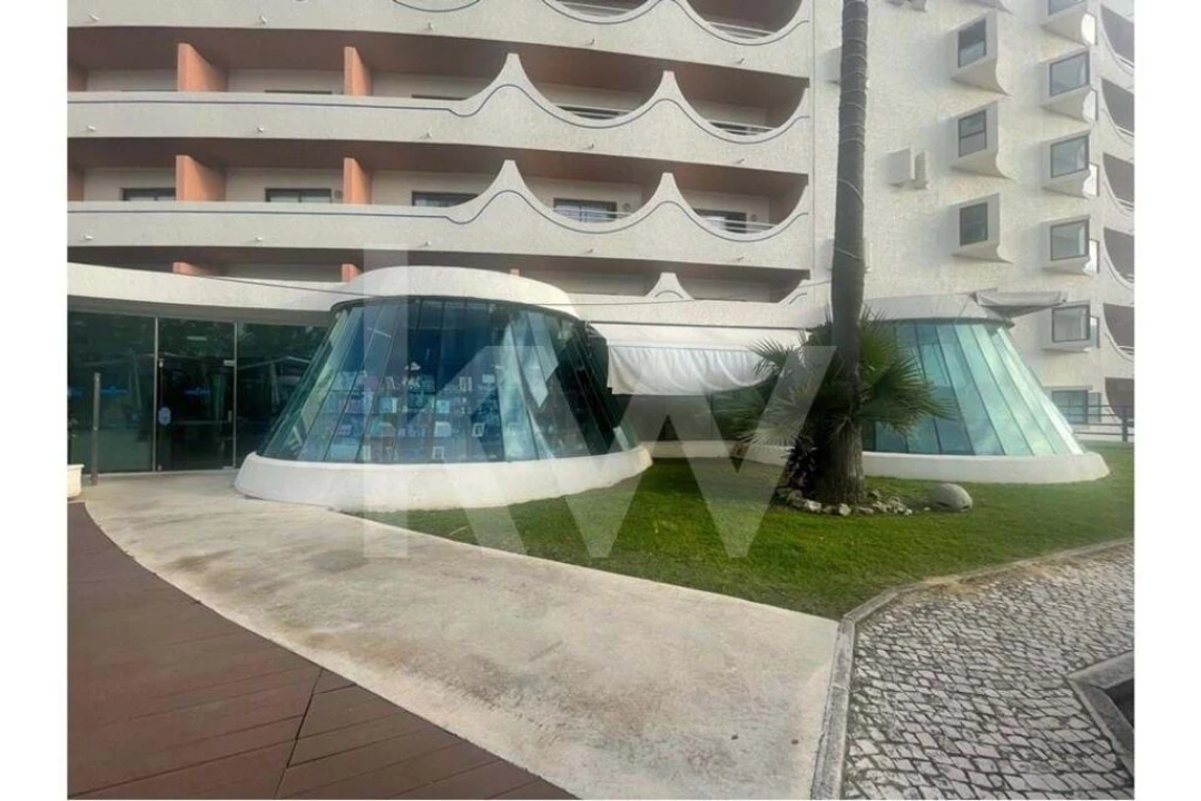 Negócio para Venda em Albufeira e Olhos de Água Foto 1
