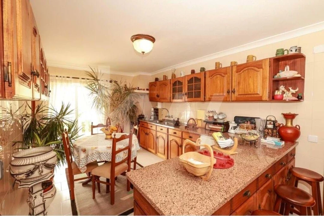 Moradia T4 para Venda em Ferreiras Foto 28