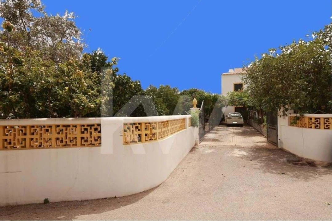 Moradia T4 para Venda em Ferreiras Foto 12