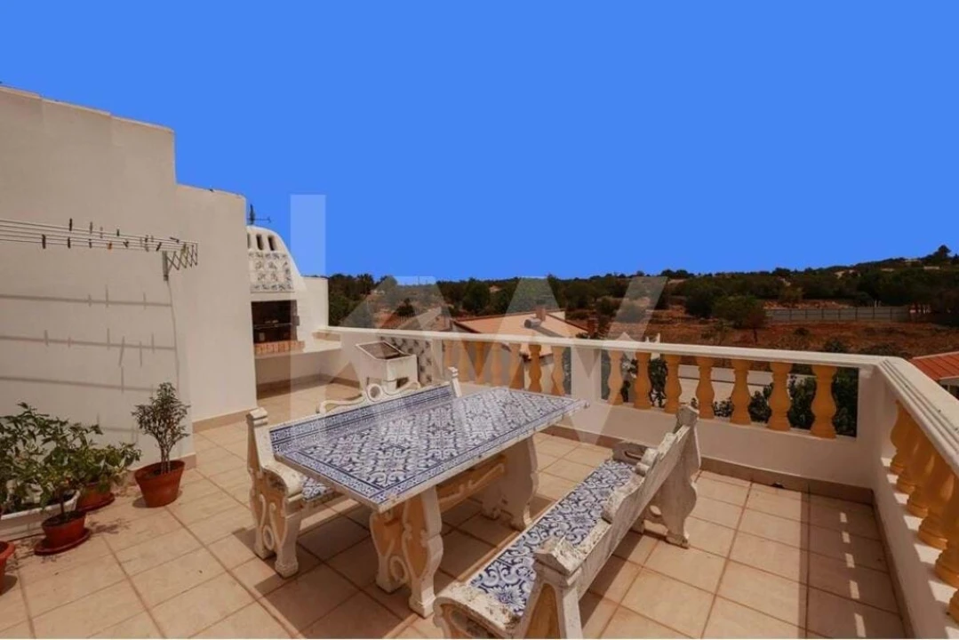 Moradia T4 para Venda em Ferreiras Foto 40