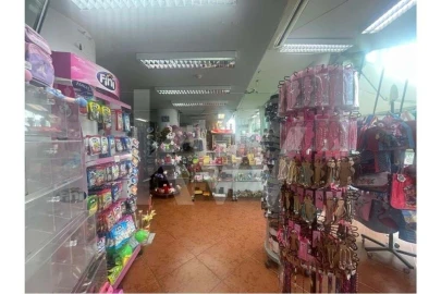 Negócio para Venda em Albufeira e Olhos de Água