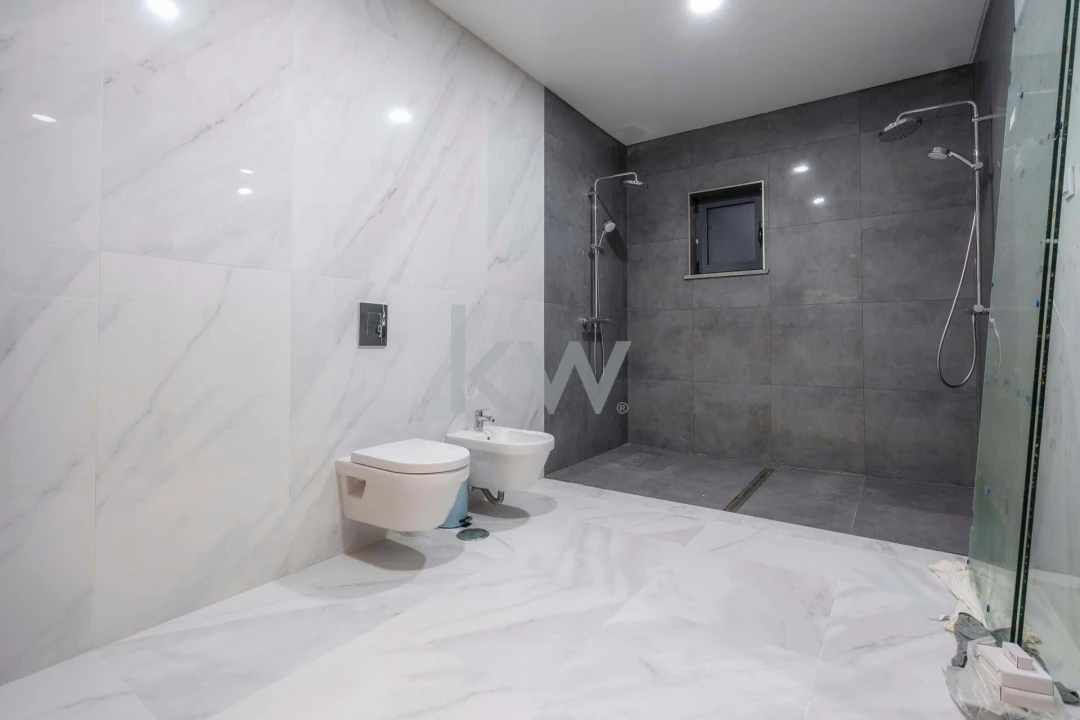 Apartamento T1 para Venda em Albufeira e Olhos de Água Foto 36