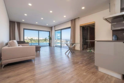 Apartamento T1 para Venda em Albufeira e Olhos de Água