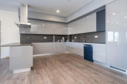 Apartamento T1 para Venda em Albufeira e Olhos de Água