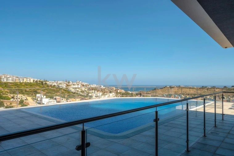 Apartamento T1 para Venda em Albufeira e Olhos de Água Foto 8