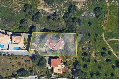 Moradia T3 para Venda em Albufeira e Olhos de Água