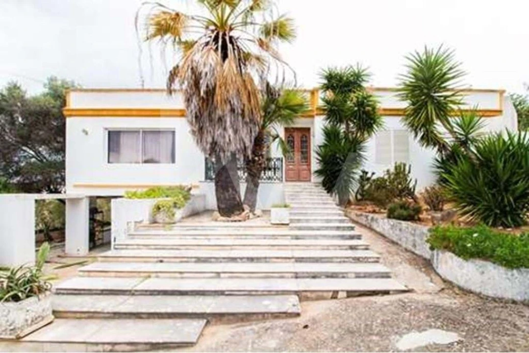 Moradia T3 para Venda em Albufeira e Olhos de Água Foto 2