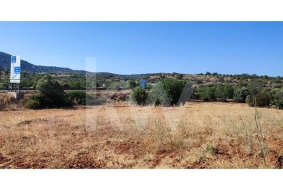 Terreno para Venda em Santa Barbara de Nexe