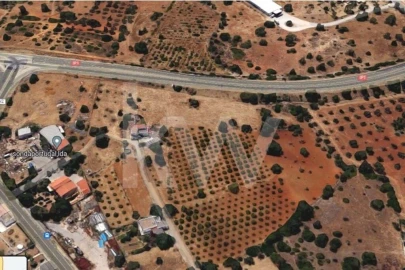 Terreno para Venda em Santa Barbara de Nexe
